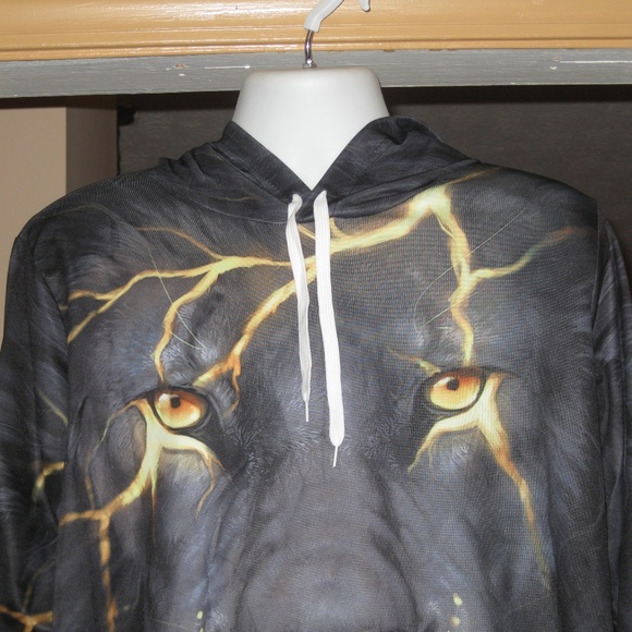 SOLD!!!  3D Lion Print Lightweight Pullover Hoodie - Picture 3 of 5